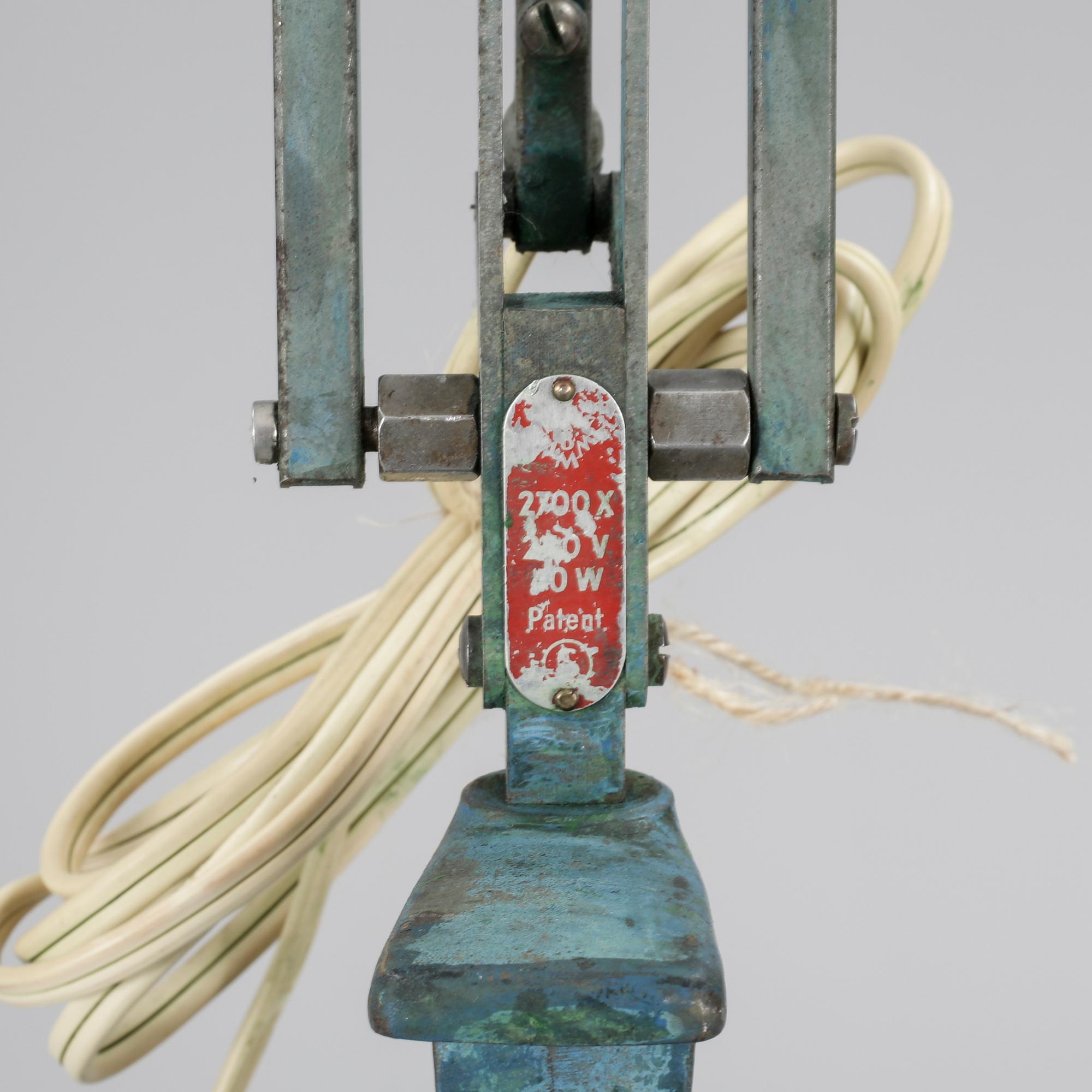 SKRIVBORDSLAMPA, 1900-talets mitt.