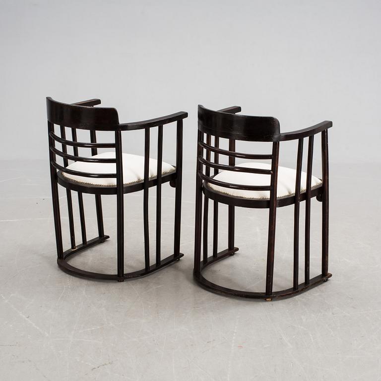 KARMSTOLAR, ett par, märkta; Thonet.