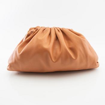 Bottega Veneta, "Pouch Clutch".
