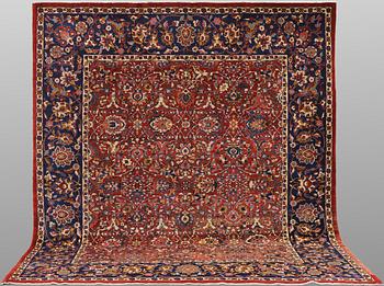 Matta, Azeri, fine, 298 x 254 cm.