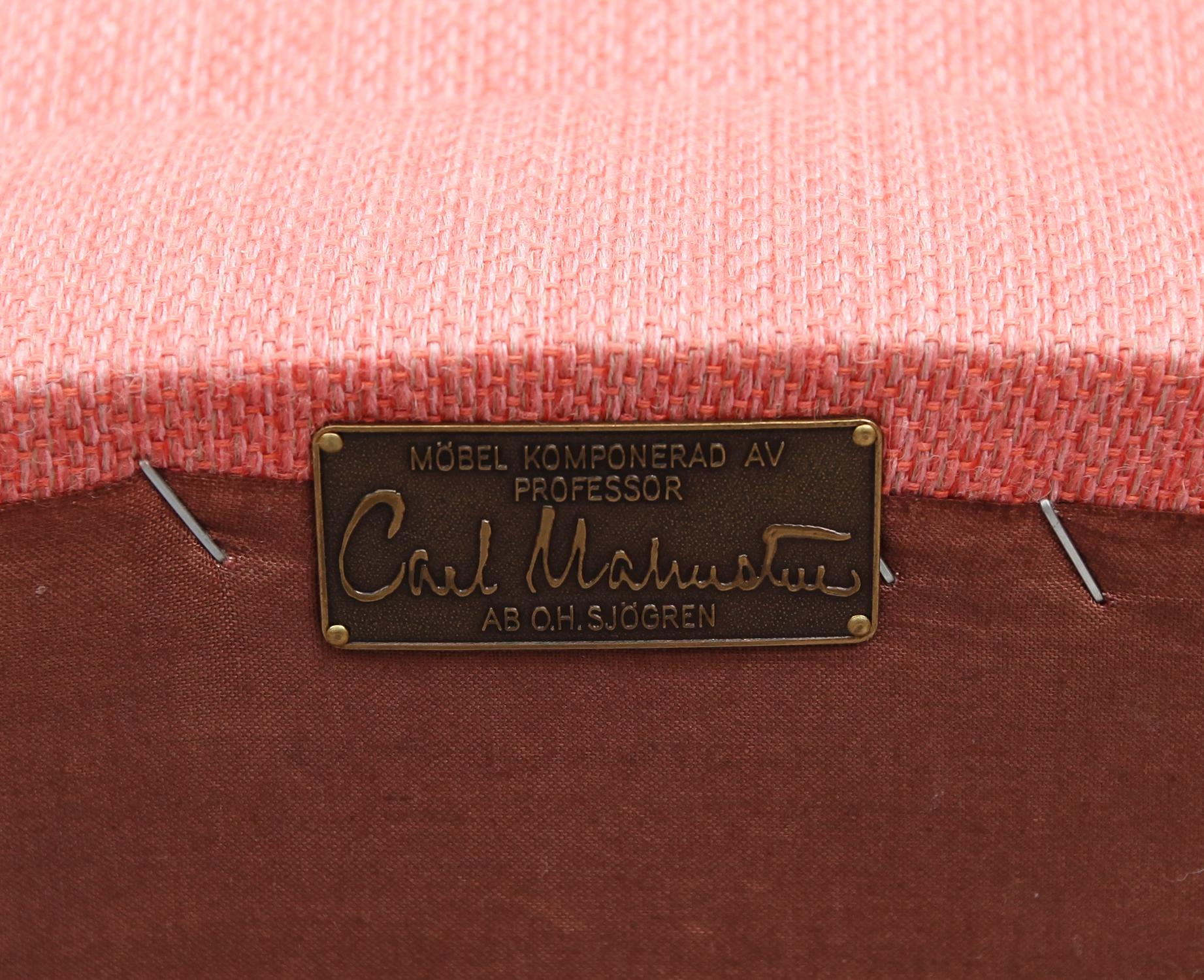 FÅTÖLJ SAMT PALL, "Farmor", Carl Malmsten, 1900-talets andra hälft.