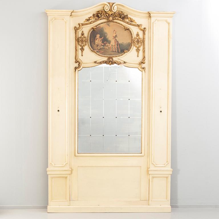 An early 20th century wall panel in Louis XVI-style from Italy.