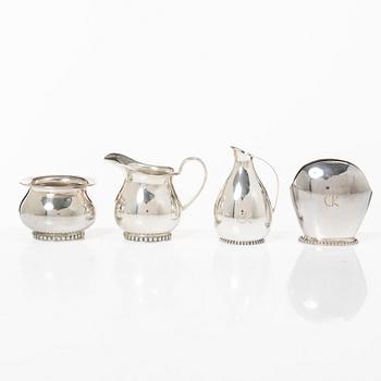 Silver, 7 pieces, Germany, 20th century.