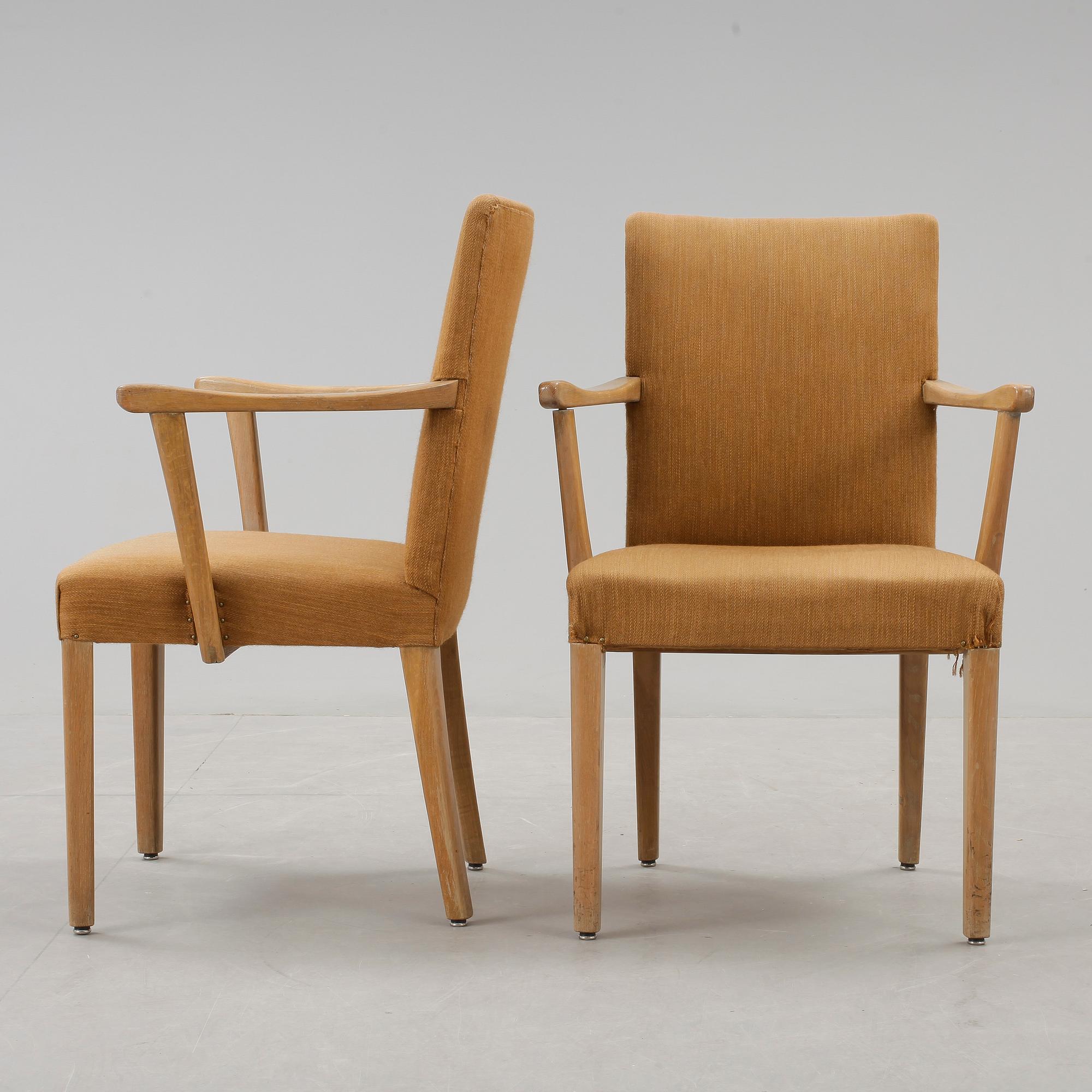 KARMSTOLAR, ett par, Carl Malmsten, för Högsta Domstolen, 1940-tal.