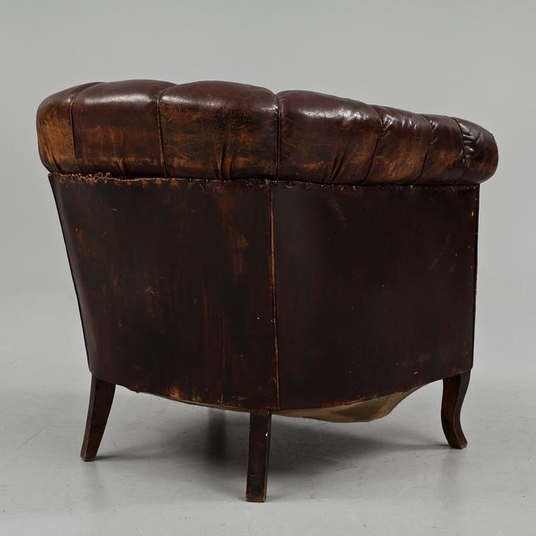 CLUBFÅTÖLJ, 1900-talets första hälft.