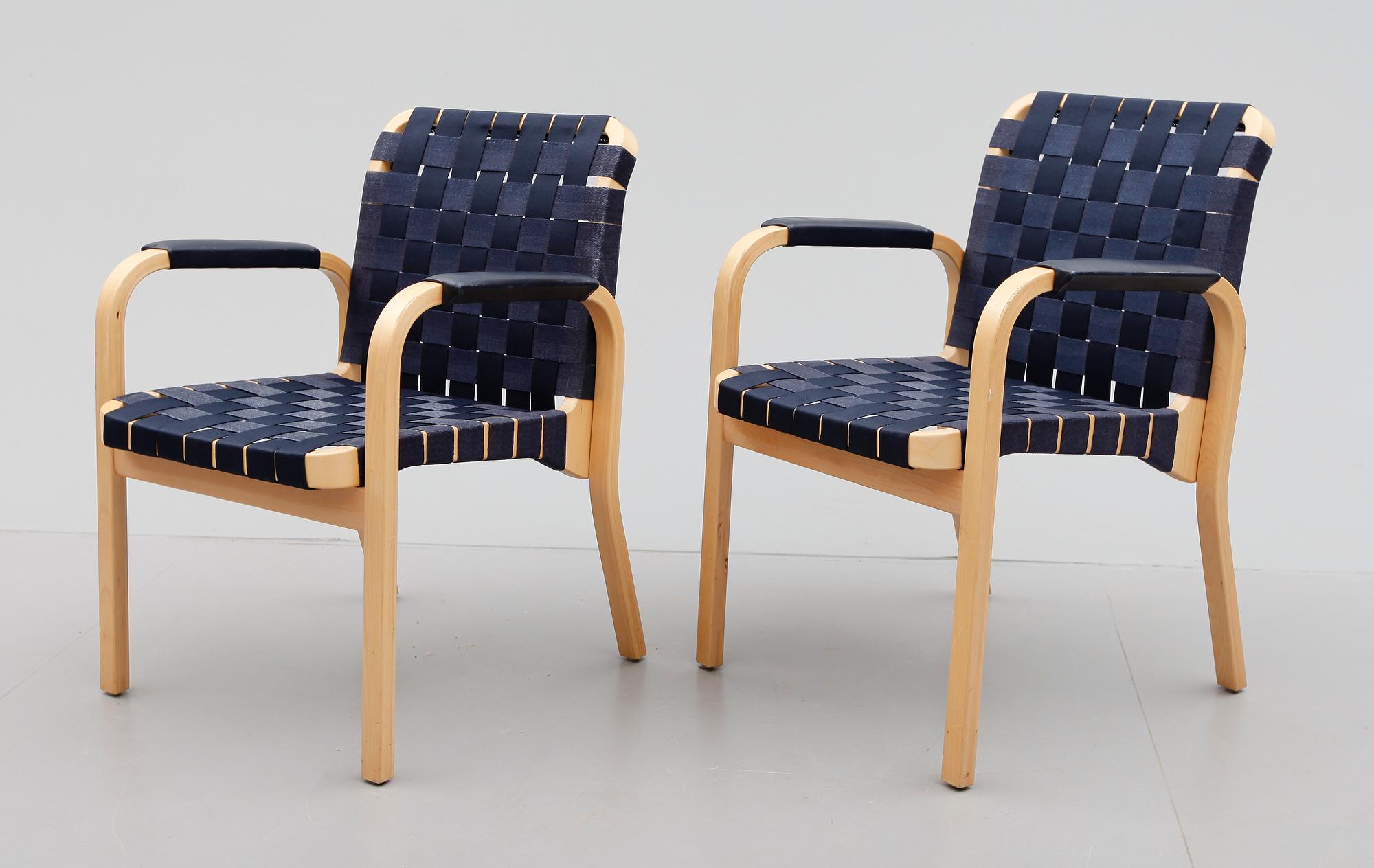 KARMSTOLAR, 1 par, "Nr 45" Alvar Aalto, Artek, 1900-talets sista kvartal.