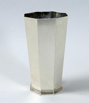 VAS, sterlingsilver, Atelier Borgila, 1938.