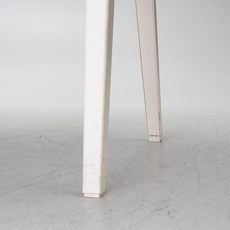 Contemporary office table.