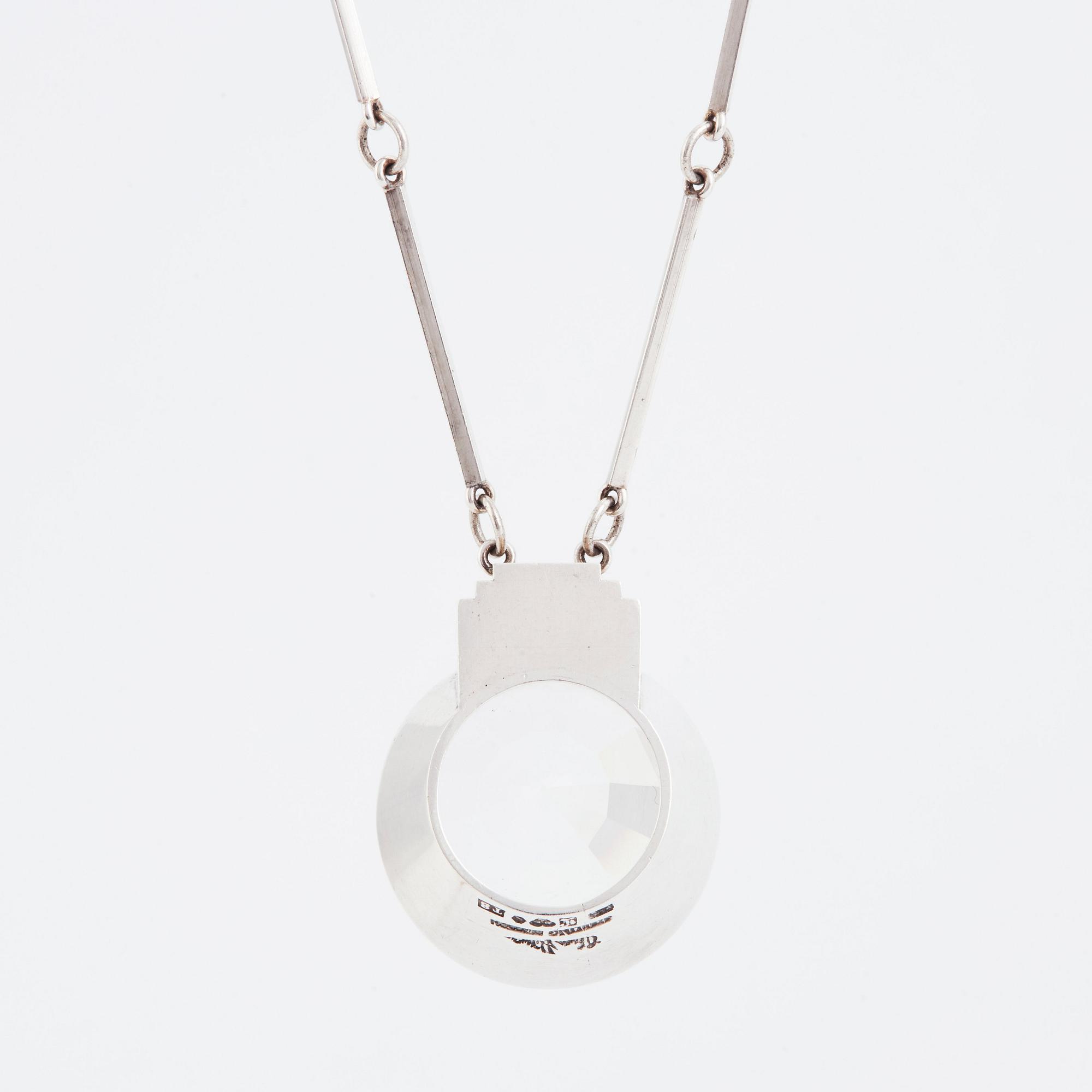 Wiwen Nilsson, hängsmycke sterlingsilver med bergkristall, Lund 1945.