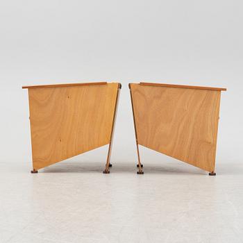 Torbjörn Ahlström, a pair of mahogany and cherry armchairs.