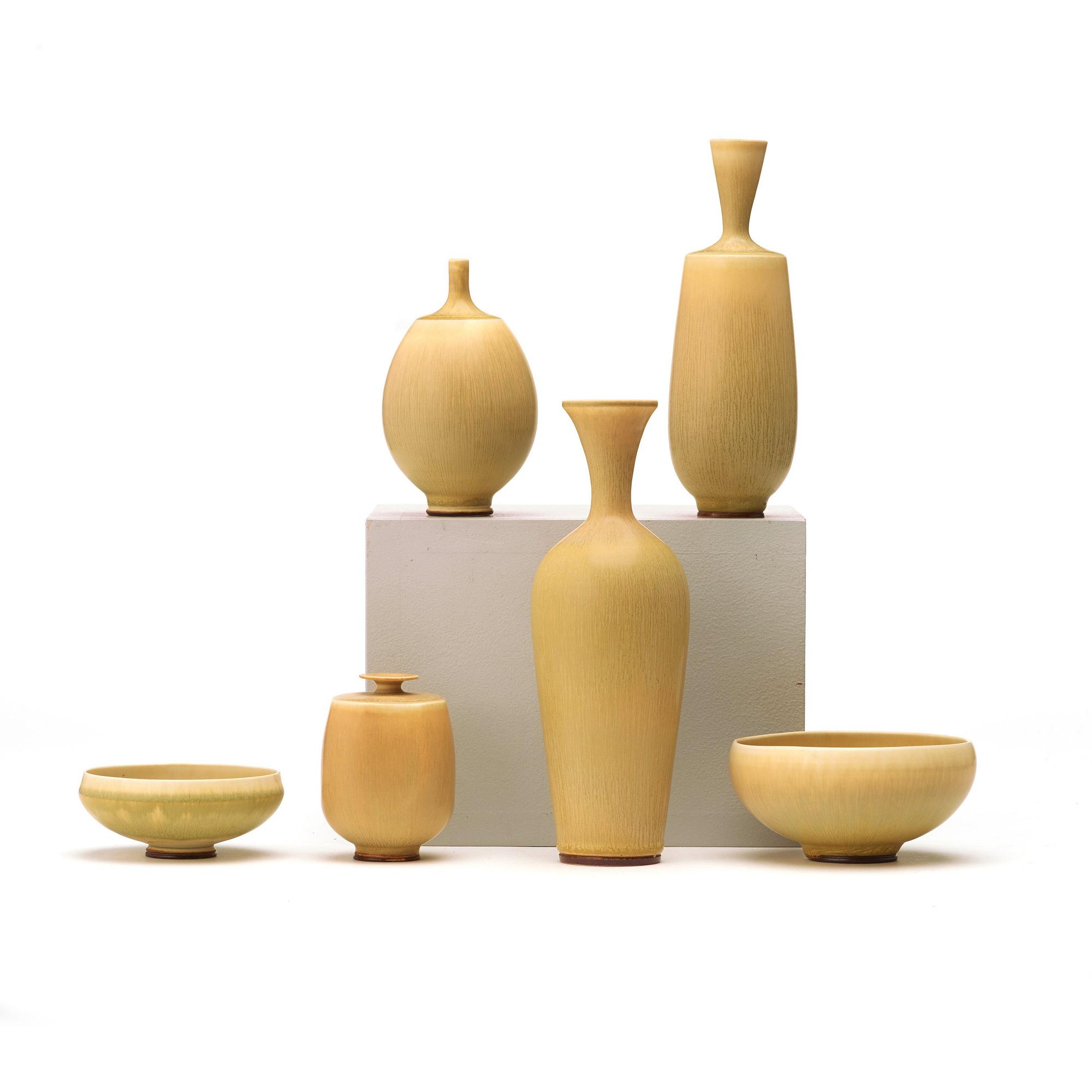 Berndt Friberg, vaser, 4 st och skålar, 2 st, Gustavsbergs studio 1973-76.