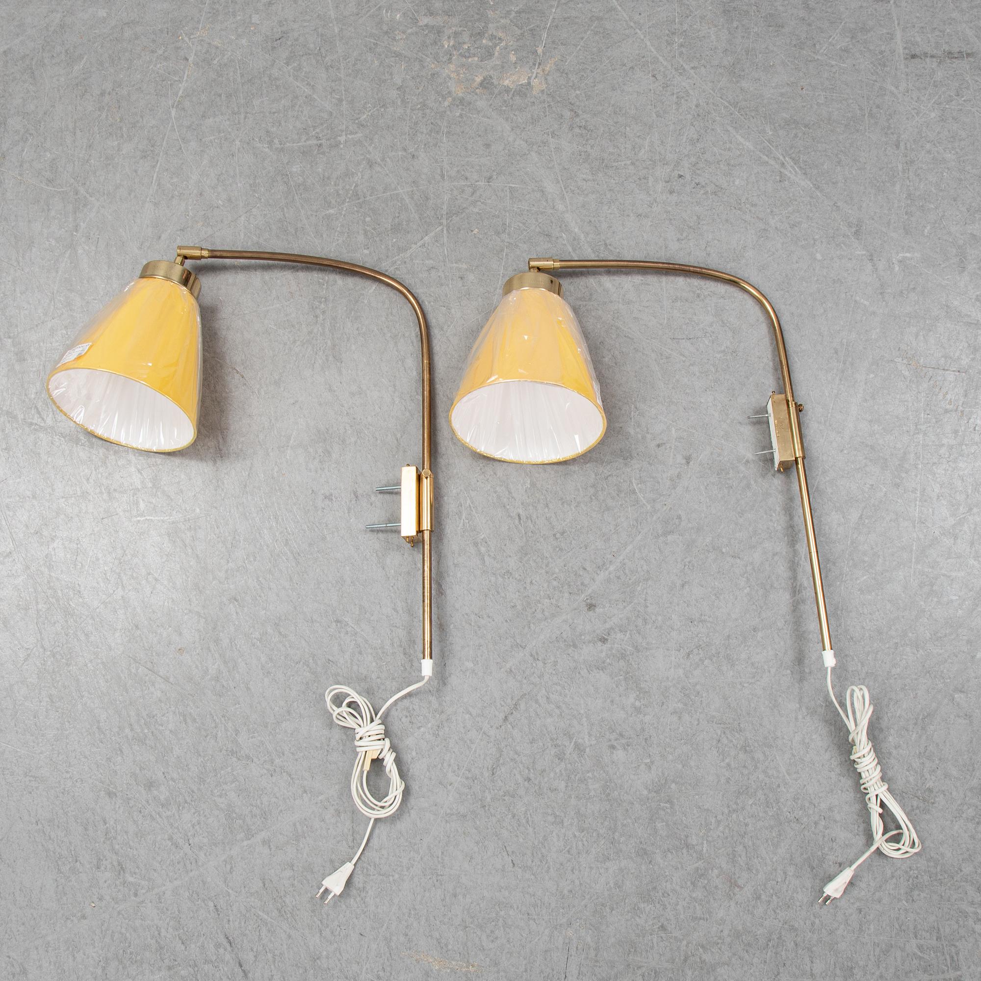 Josef Frank, a pair of 2428 wall lights, Firma Svenskt Tenn.