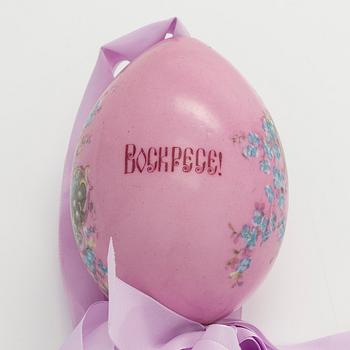 Dekorationsägg, porslin, Ryssland, kring sekelskiftet 1900.