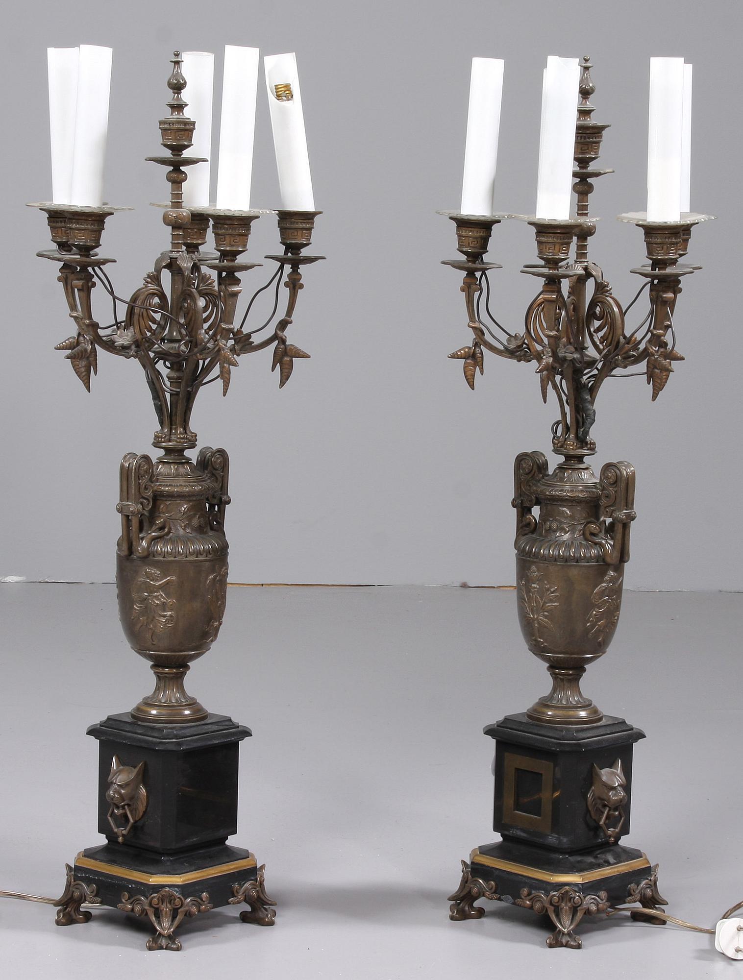 KANDELABRAR, ett par, Louis XVI-stil, 1900-talets mitt.
