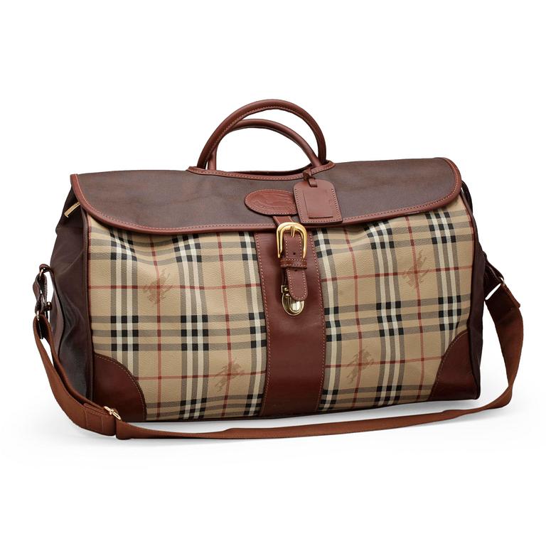 BURBERRY, a checkered and leather weekendbag.
