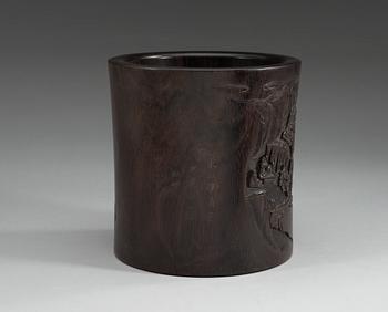 A Zitan brush pot, presumably Qing dynasty, 19th Century.