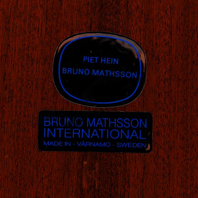 MATBORD, "Superelips", Bruno Mathsson och Piet Hein för Mathson International AB, 1900-talets andra hälft.