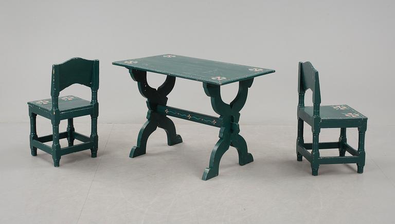 BORD samt STOLAR, 1+2, barockstil, 1800-talets slut.