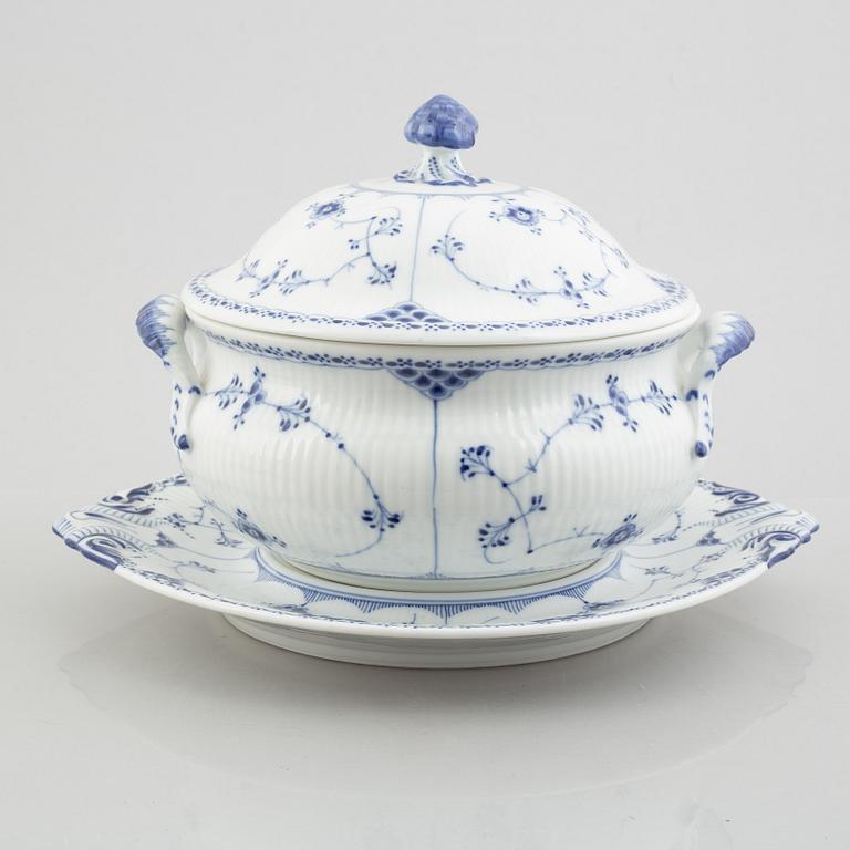 A 'Blue Fluted Half Lace' / 'Musselmalet' tureen with cover and stand, Royal Copenhagen, model '602' and 604.