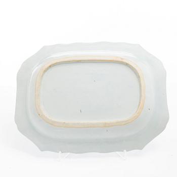 A porcelain tureen stand, China, Qing dynasty, Qianlong (1736-95).