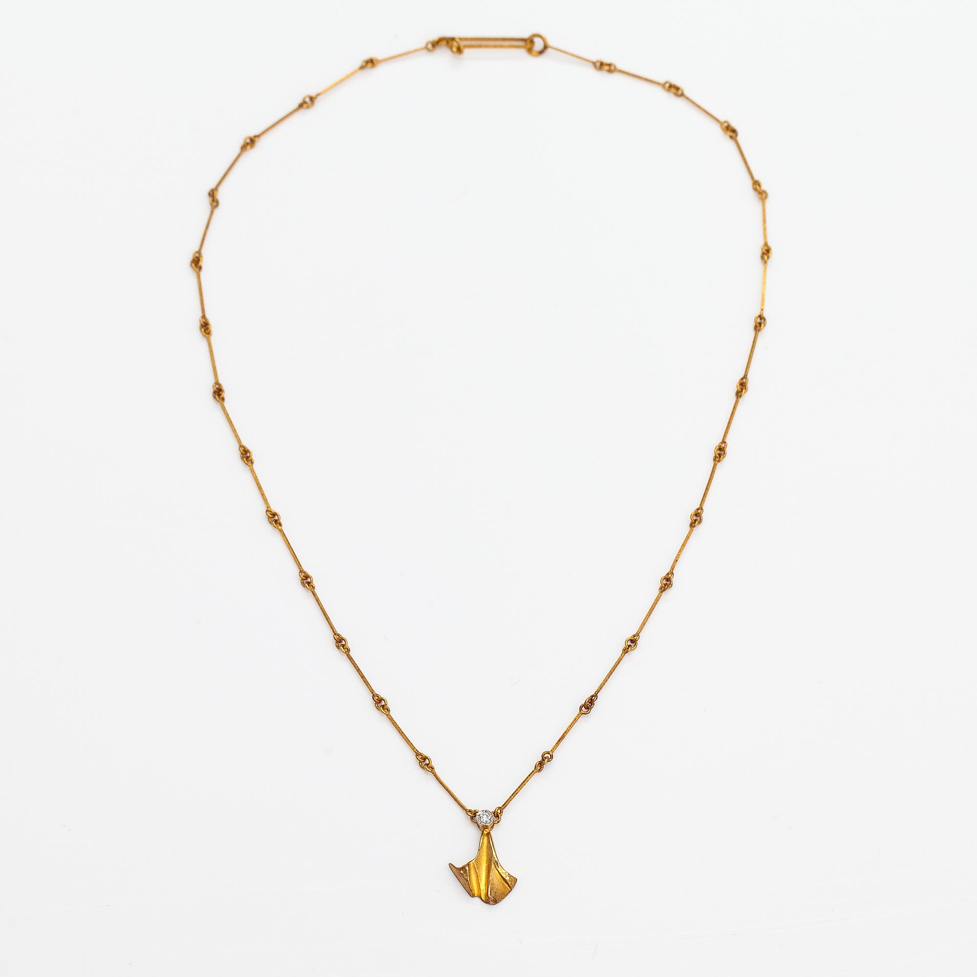 Björn Weckström, Kaulakoru "Hermonie", 18K kultaa, timantti n. 0.02 ct. Lapponia 1979.