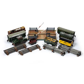 Märklin, Locomotives, carriages and accessories, first half of the 20th century.