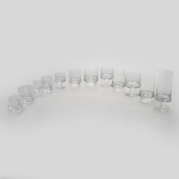 Tapio Wirkkala, lasisto, noin 211 osaa  "Marski", Iittala.