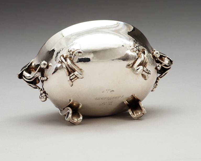 A Georg Jensen bonbonnière, Copenhagen 1919-27,