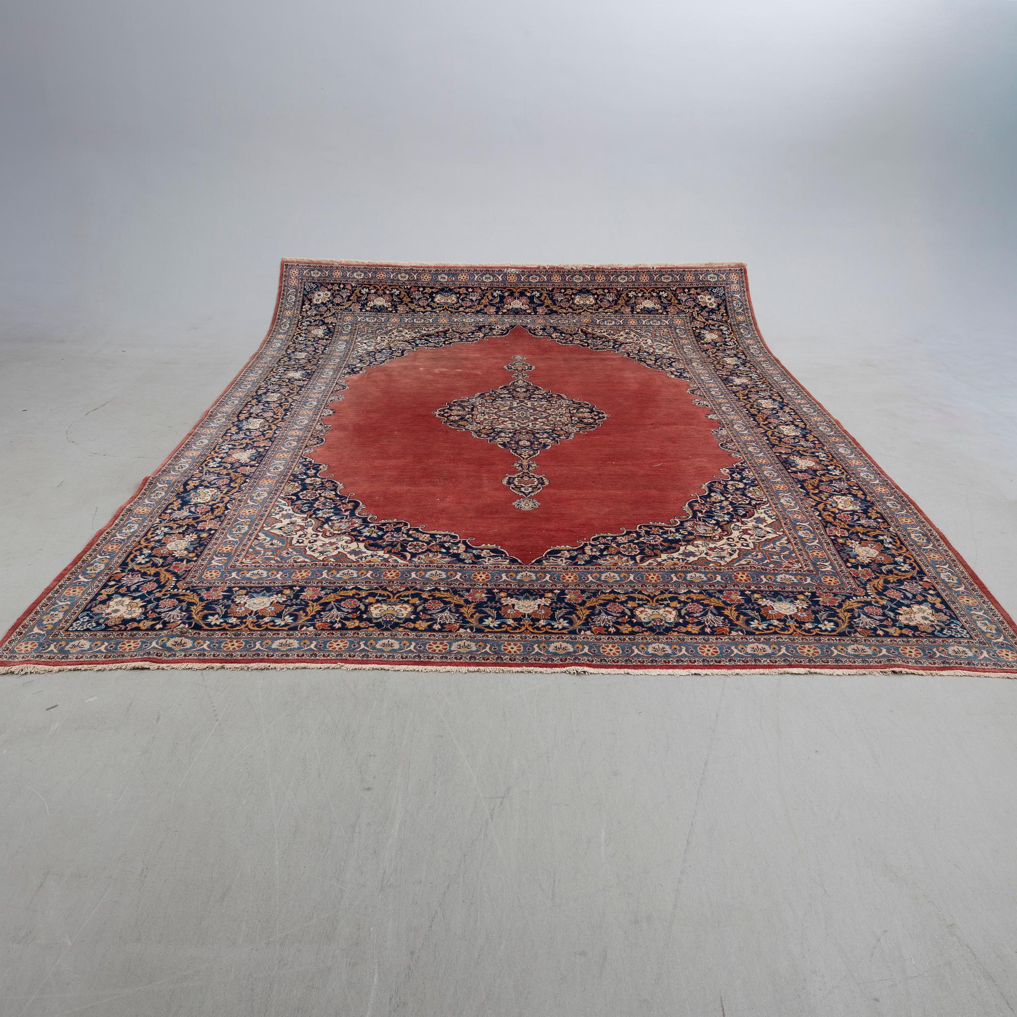 Carpet, Keshan Sarouk, 445 x 310 cm.