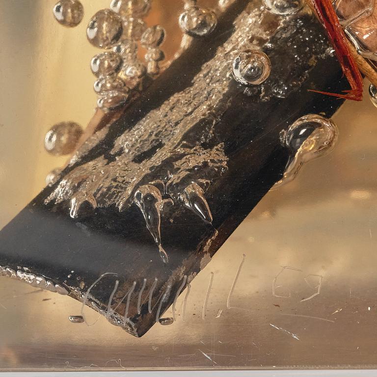 Arman (Armand Pierre Fernandez), Accumulation med fiol.