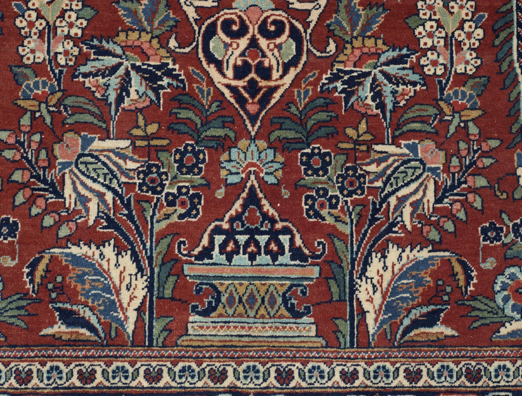 SEMI-ANTIQUE KASHAN. 203 x 136 cm.