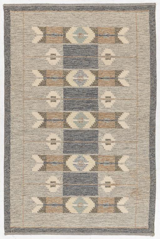 Ingegerd Silow, rug, flat weave, signed IS, approx. 200 x 134 cm.