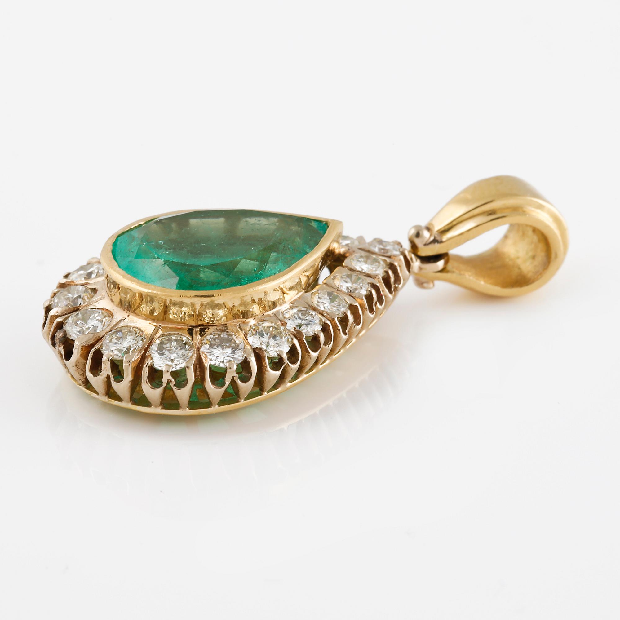 An emerald, circa 10 cts, and diamond, in total circa 2 cts, pendant.