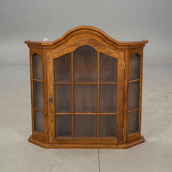 HÄNGVITRIN, 1900-tal.