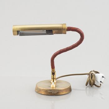 Bordslampa, Uppsala armaturfabrik, 1900-talets andra hälft.