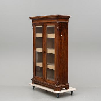 BOKSKÅP, nyrenässans, 1800-talets slut.