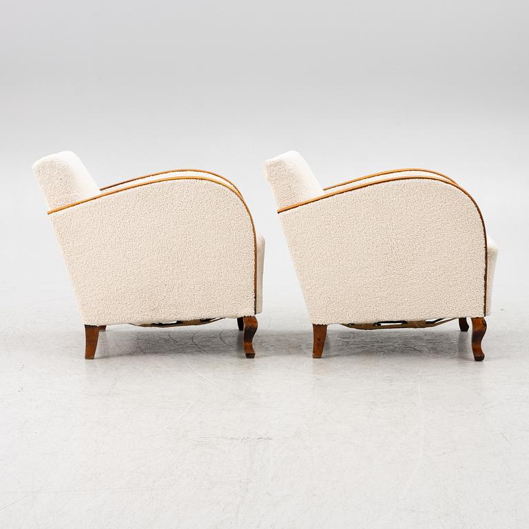 A pair of armchairs, first half of the 20th century.