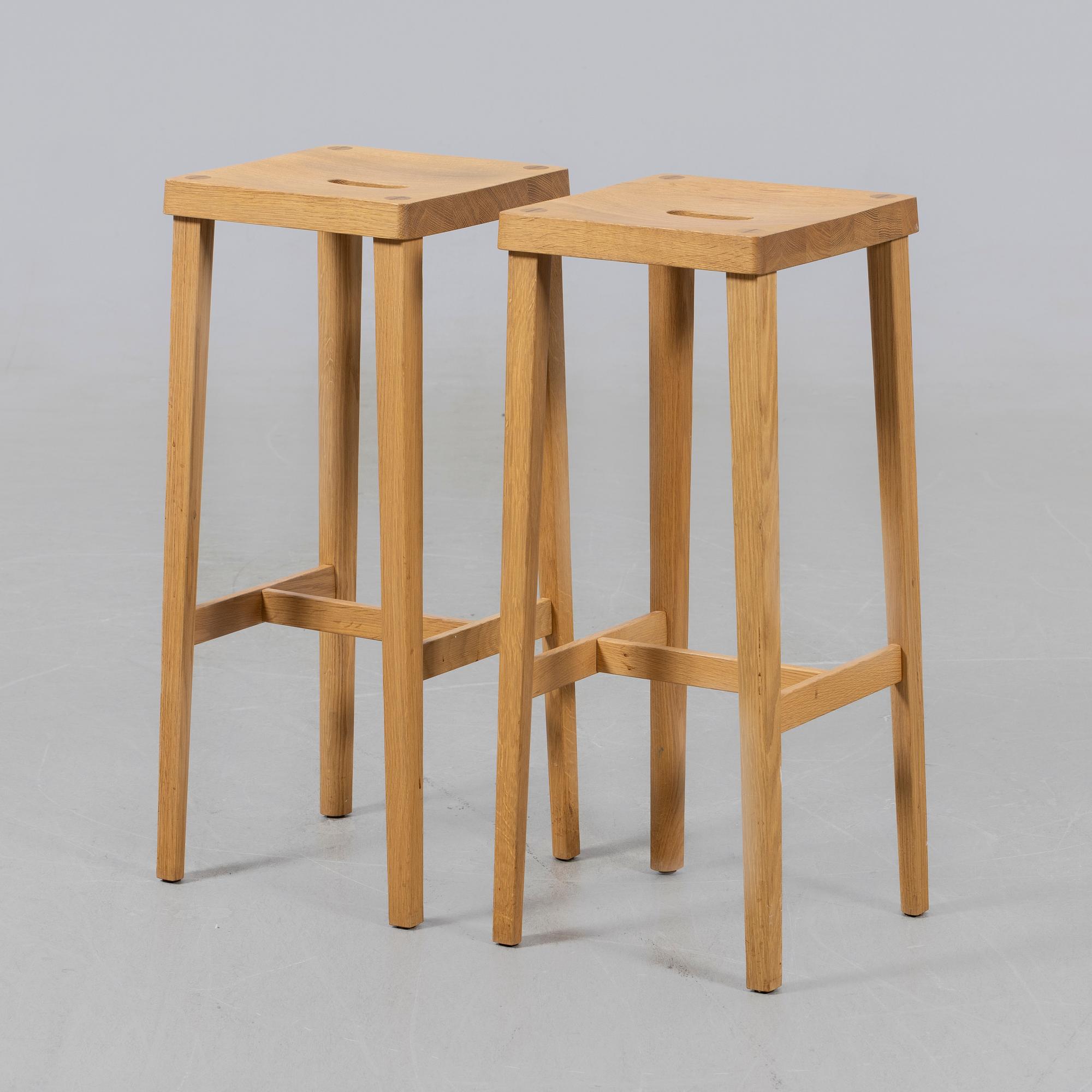 Bar stools, a pair, Tre Sekel, 2010s.
