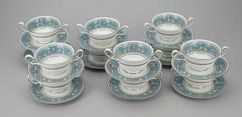 SERVIS, 57 delar porslin, "Florentine Turquoise" Wedgwood, England 1900-talets senare hälft.