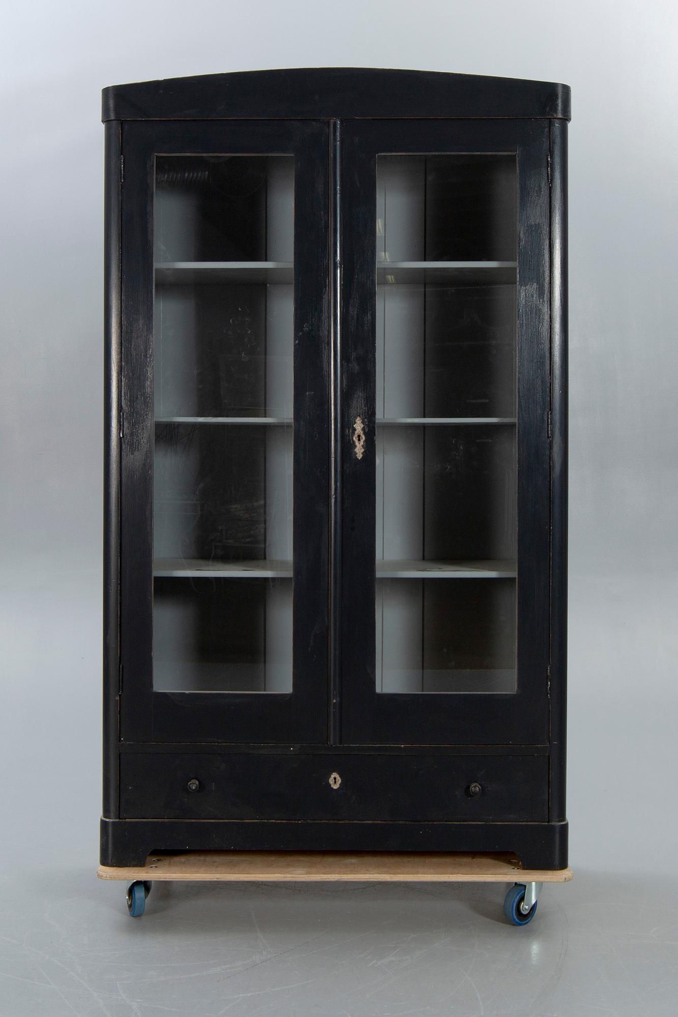 A display cabinet early 1900s.