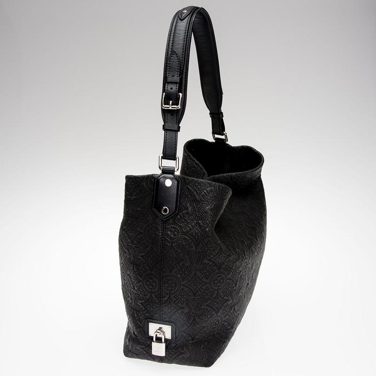 VÄSKA, "Antheia Hobo", Louis Vuitton.