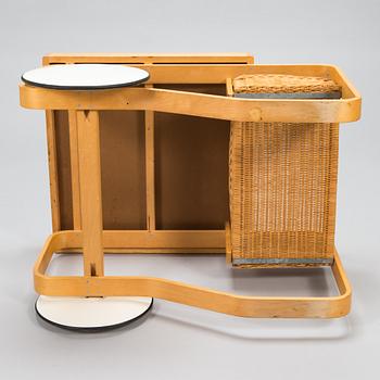 Alvar Aalto, tarjoiluvaunu, malli 900, Artek, 1900-luvun loppu.