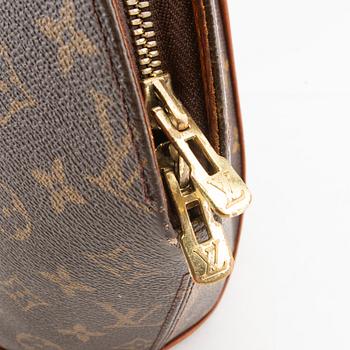 Louis Vuitton, Elipse MM bag.