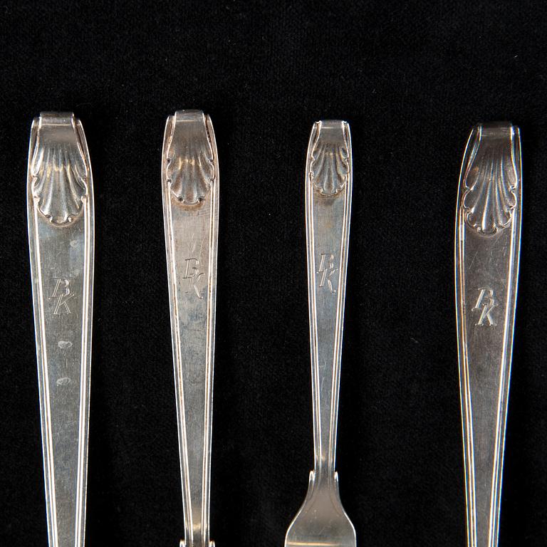 BESTICKUPPSÄTTNING, 102 st, silver, Auran Kultaseppä, Åbo, 1950/60-tal. Totalvikt utan knivar ca 1876 g.