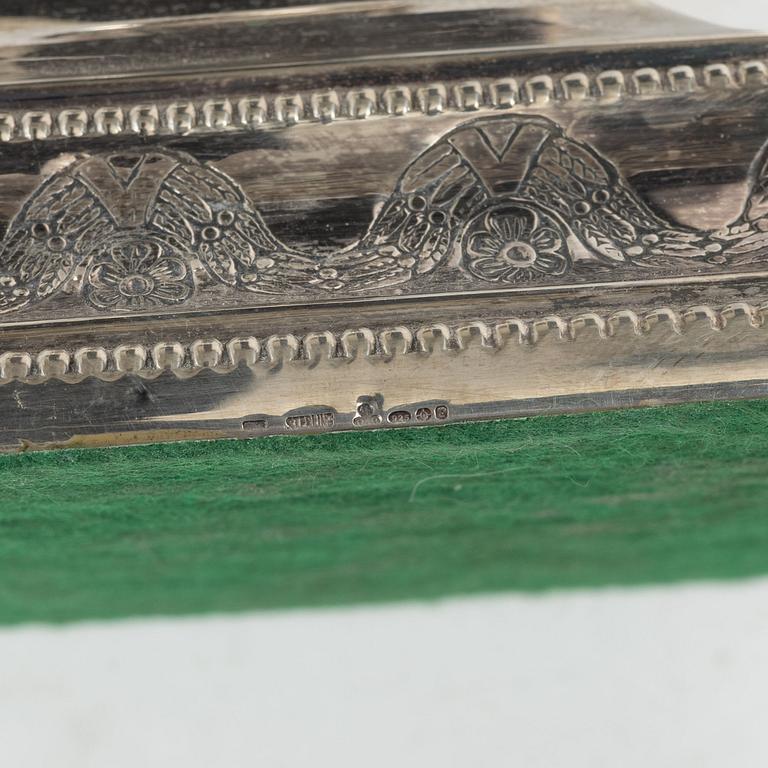 Candlesticks, a pair, sterling silver, import mark of International Bullion & Metal Brokers, London 1979.