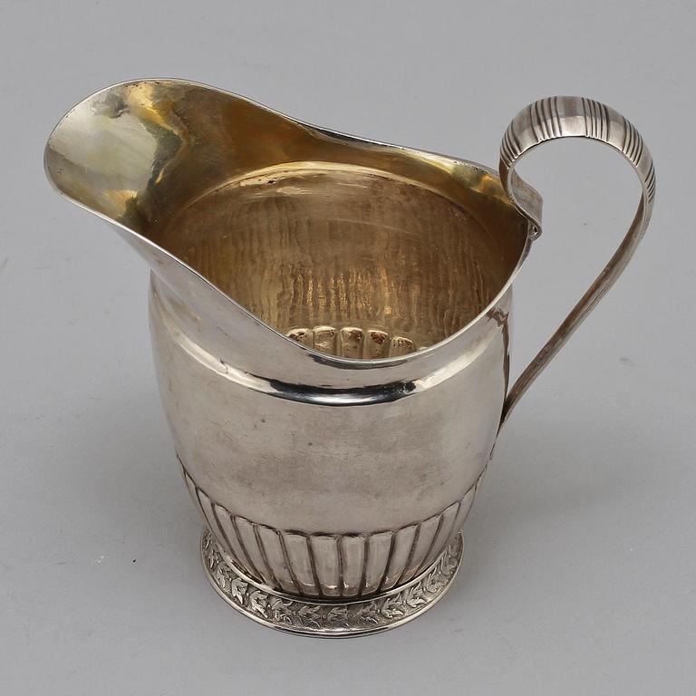 MJÖLKKANNA, silver, O. Pehr Hallberg, Norrköping, 1837.