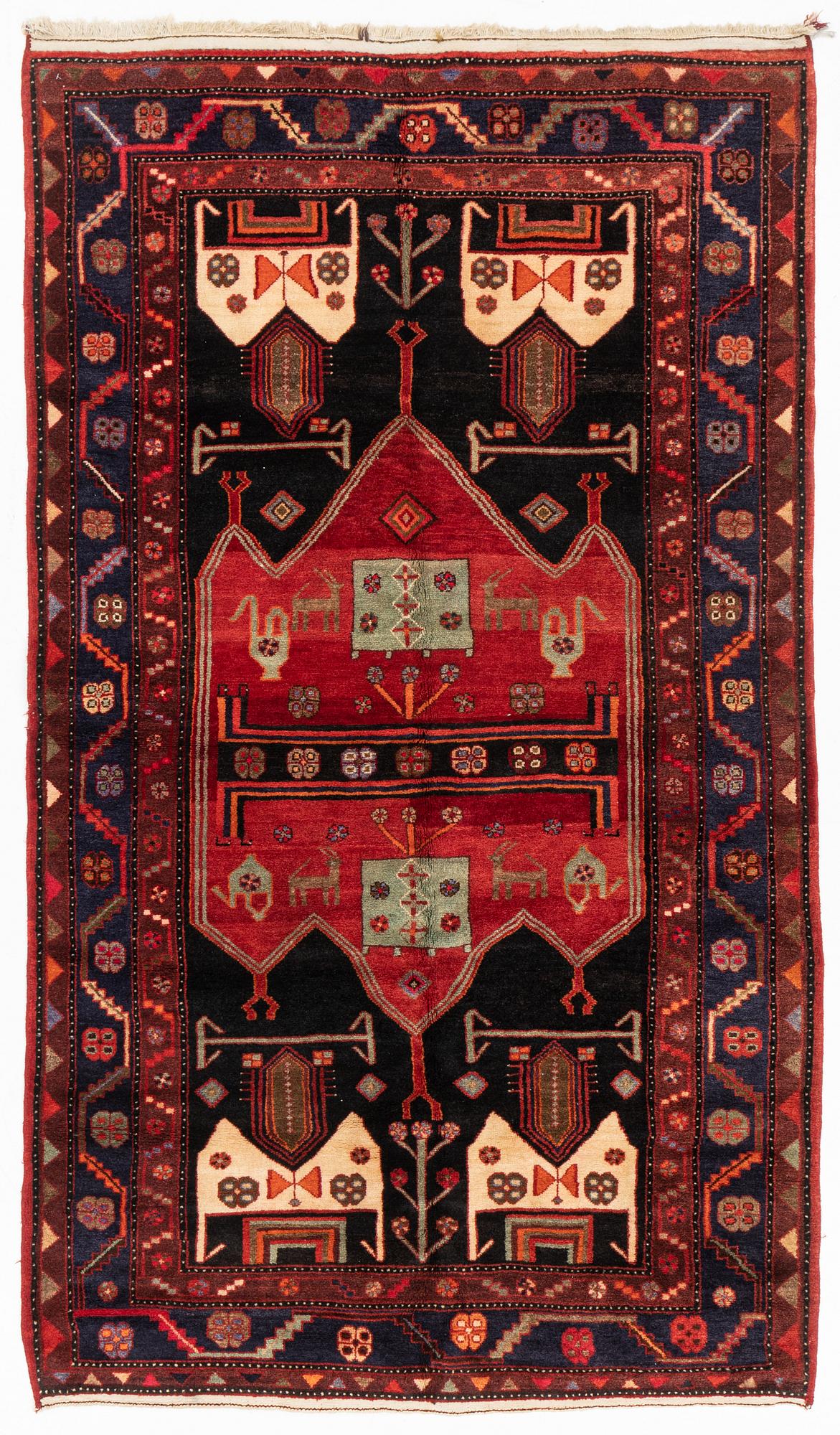 Matta, Nordvästpersisk, ca 255 x 148-153 cm.
