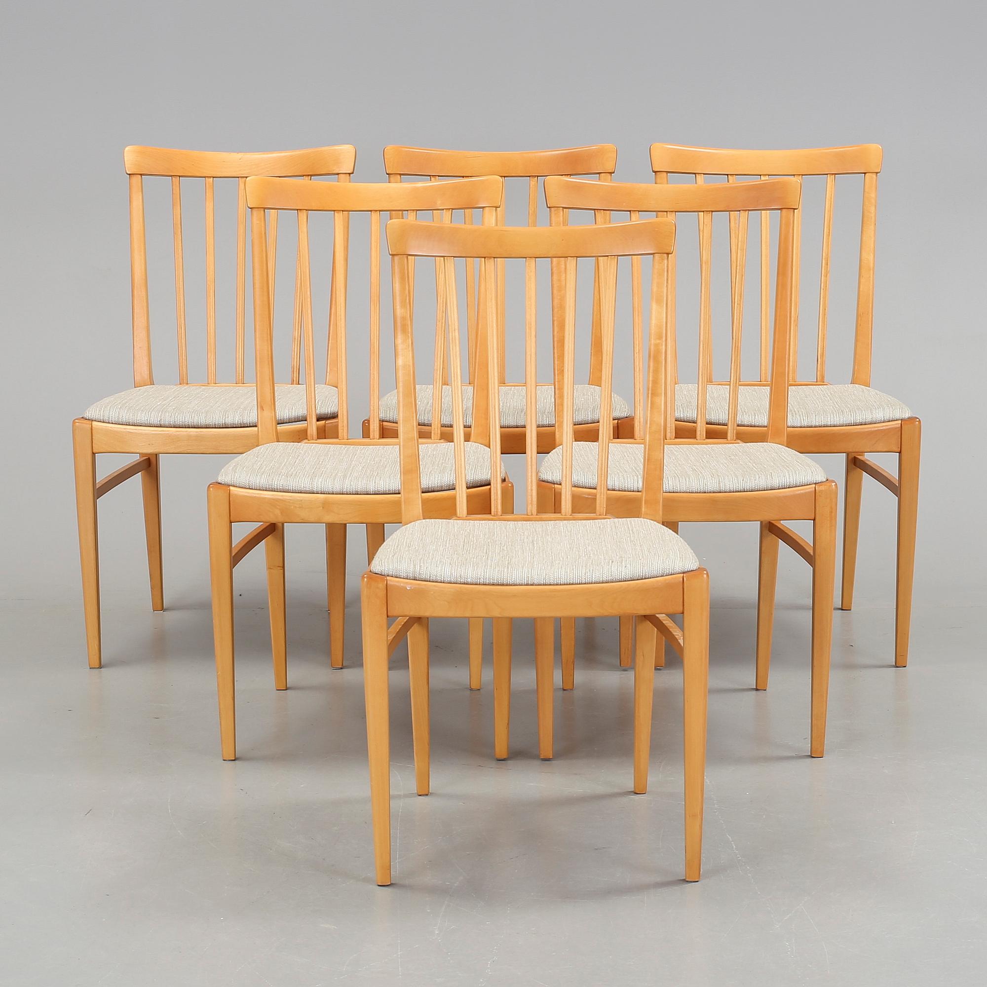 MATBORD, troligen Ikea, samt STOLAR, 6 st, "Herrgården", Carl Malmsten, 1900-talets andra hälft.