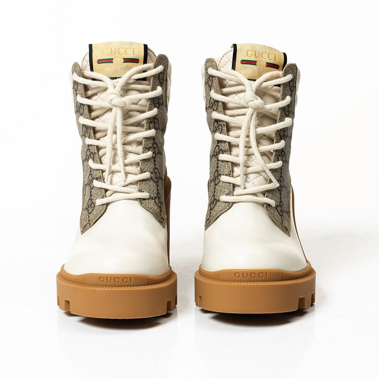 Gucci, ankle boots, size 37 1/2.