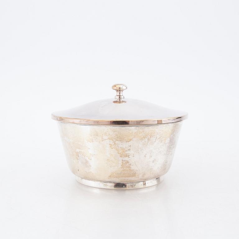 Eric Råström, skål med lock samt cigaretthållare silver Stockholm 1957/62.